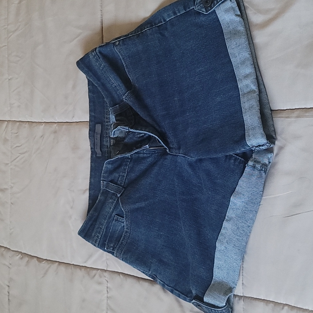 Nine West Jean Shorts sz 6 / 27
